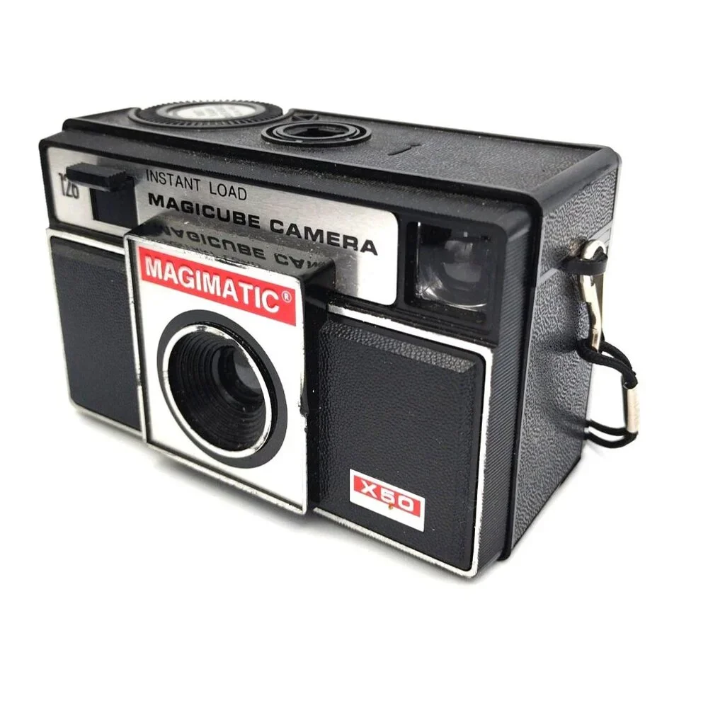 Magimatic Magicube Vintage Camera X50 Has Case 1970s UNTESTED Display For Parts